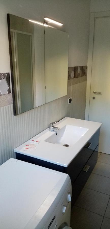 Residence Alessandra Supervacanza House - Domaso Bagian luar foto